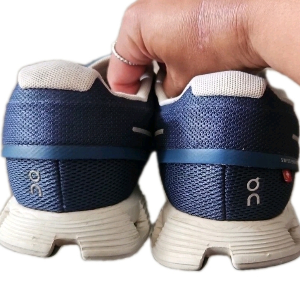 On Cloud Running Womens Blue Cloud 5 Shoe In Denim/White 9 - Picture 5 of 14